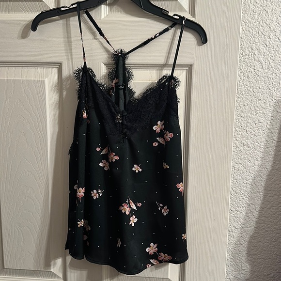 Abercrombie & Fitch Tops - Abercrombie and fitch women’s lace and satin tank top